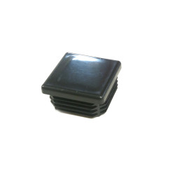 Plug Plastic 1-1/2"