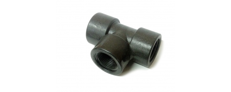 Ftg Poly Tee 1NPT F/F/F